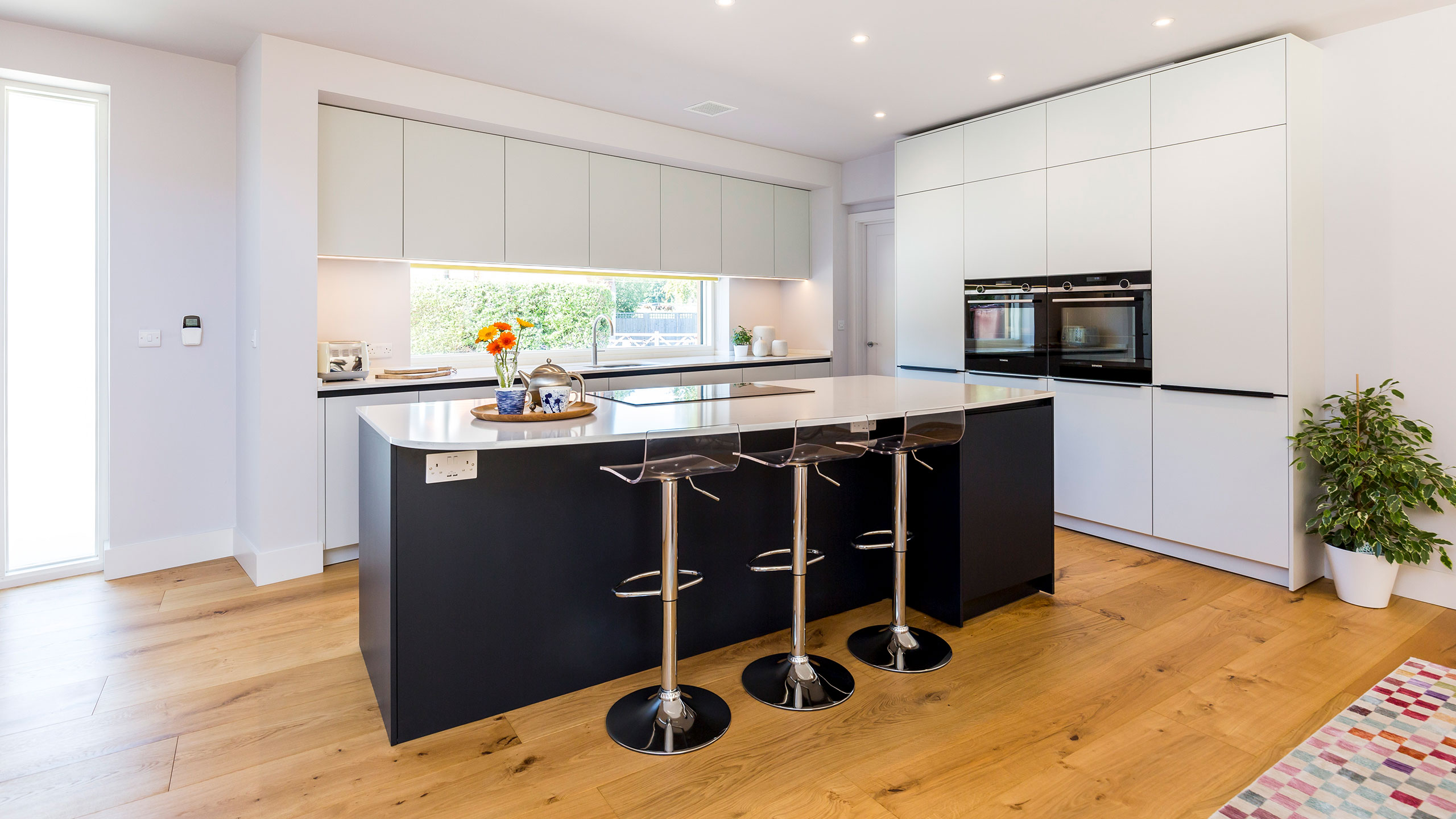 Joinery installation kitchen by Neova Installation.